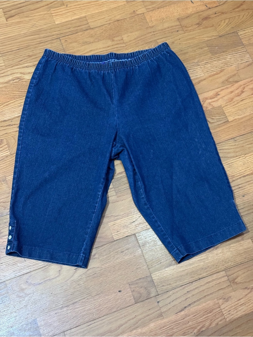 Just My Size Dark Blue Denim Bermuda Shorts w/ Pearly Button accents women’s 2X